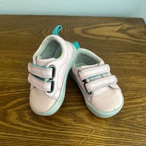 Ten Little Shoes